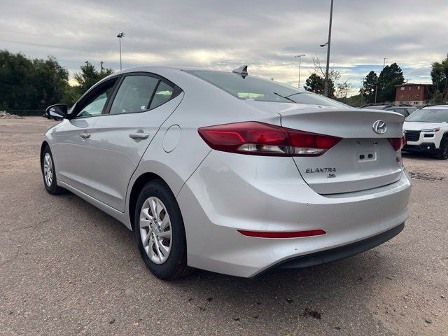 Used 2017 Hyundai Elantra SE FWD image 3