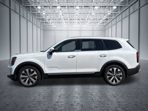 Used 2020 Kia Telluride S w/ S 8 Passenger Seating Package FWD image 7