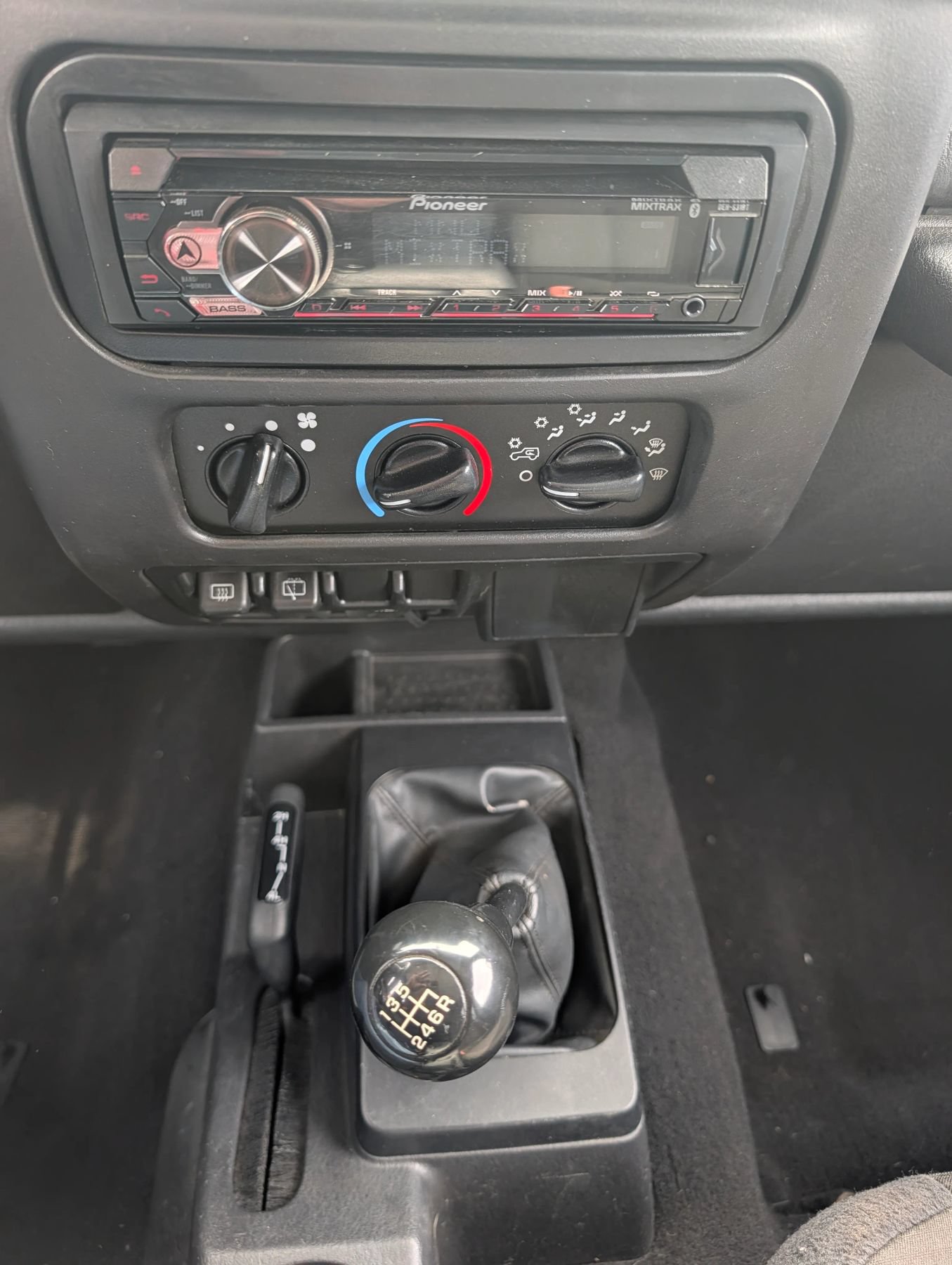 Used 2006 Jeep Wrangler X AWD/4WD image 12