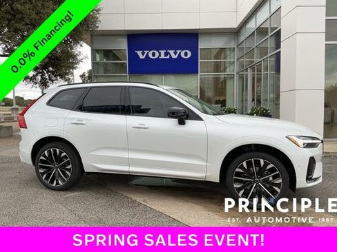 New 2026 Volvo XC60 B5 Ultra w/ Protection Package Premier image 3