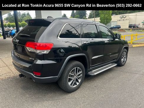 Used 2017 Jeep Grand Cherokee Limited w/ Luxury Group II AWD/4WD image 4