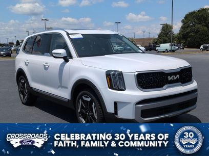 Used 2024 Kia Telluride EX w/ EX Captain's Chair Package