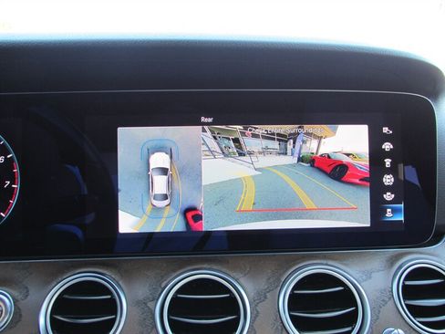 Used 2021 Mercedes-Benz E 350 Sedan w/ Premium Package image 15