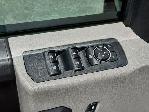 Used 2018 Ford F150 XL w/ Equipment Group 101A Mid RWD image 21