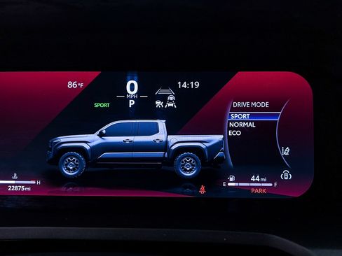 Used 2024 Toyota Tacoma TRD Off-Road AWD/4WD image 37