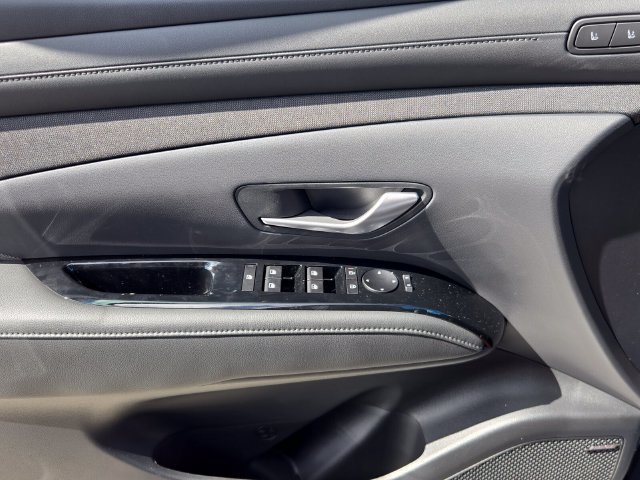 New 2026 Hyundai Tucson Limited FWD image 14