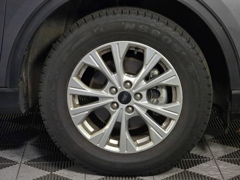 Used 2025 Ford Escape Active AWD/4WD image 9