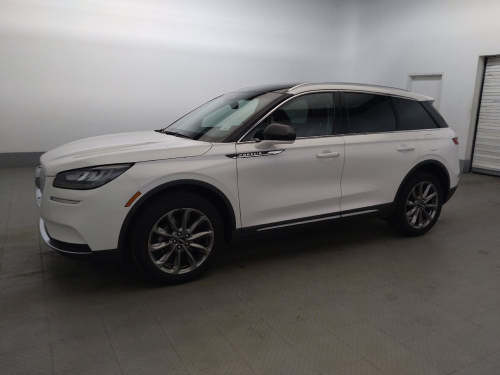 Used 2022 Lincoln Corsair AWD w/ Premium Package image 2