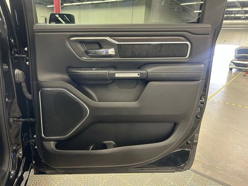 Used 2025 RAM 1500 Laramie AWD/4WD image 10