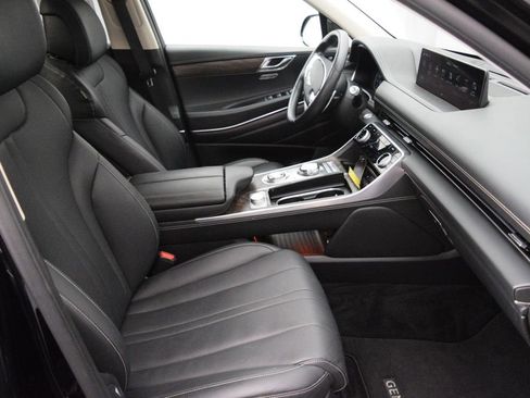Used 2024 Genesis GV80 2.5T AWD/4WD image 16