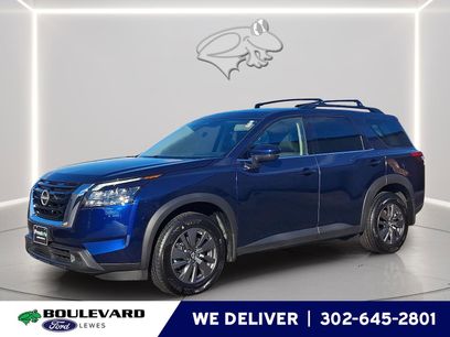 Used 2025 Nissan Pathfinder SV w/ SV Premium Package