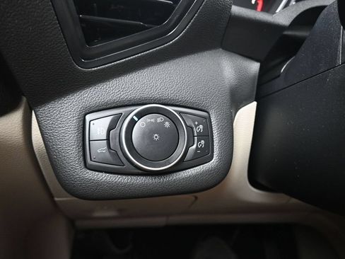 Used 2017 Ford Escape SE AWD/4WD image 26