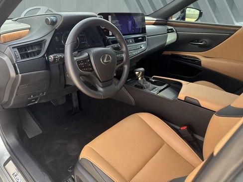 Certified 2025 Lexus ES 300h w/ Premium Package FWD image 10