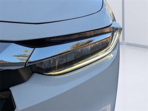 Used 2020 Honda Insight Touring image 9