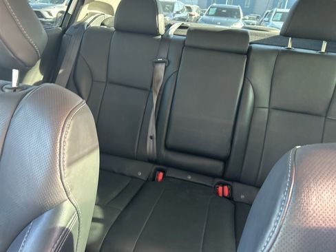 Used 2022 Subaru Legacy Limited image 3