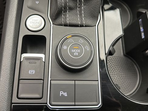 Used 2022 Volkswagen Atlas SEL AWD/4WD image 24
