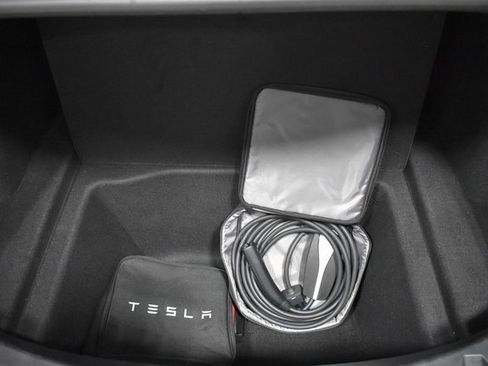 Used 2019 Tesla Model 3 Long Range image 33