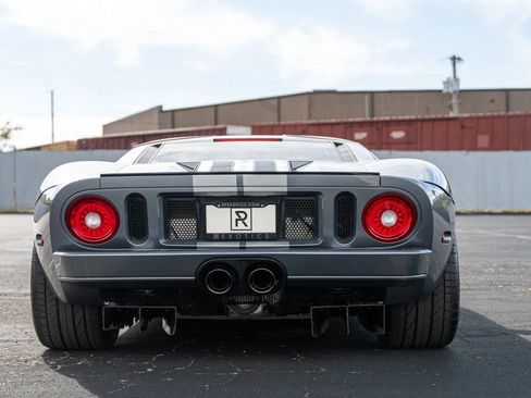 Used 2006 Ford GT image 11