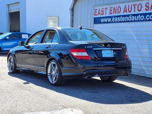 Used 2010 Mercedes-Benz C 300 C 300 Sport 4MATIC image 3