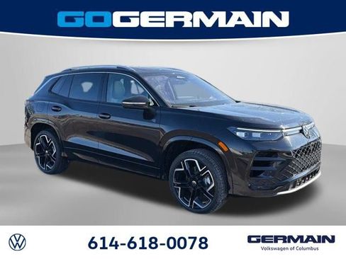 New 2026 Volkswagen Tiguan SEL R-Line image 3