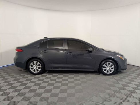 Certified 2025 Toyota Corolla LE FWD image 4