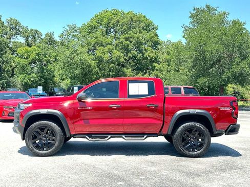 Used 2025 Chevrolet Colorado Trail Boss AWD/4WD image 12