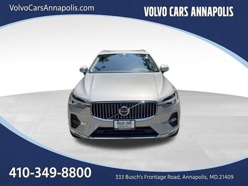 Certified 2023 Volvo XC60 B5 Ultimate w/ Climate Package AWD/4WD image 3