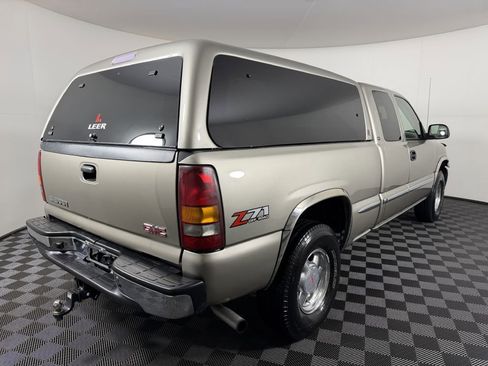 Used 2002 GMC Sierra 1500 4x4 Extended Cab w/ Sierra Professional Pkg image 6
