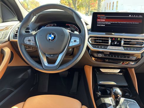 Certified 2025 BMW X4 xDrive30i image 31