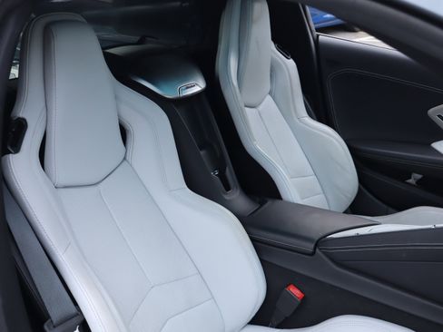 Used 2020 Chevrolet Corvette Stingray Preferred Cpe w/ 2LT Preferred Equipment Group image 33