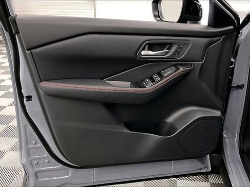 New 2026 Nissan Rogue SV AWD/4WD image 95