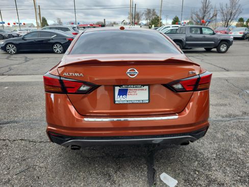 Used 2020 Nissan Altima 2.5 SR FWD image 5