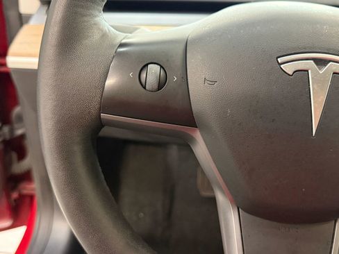 Used 2022 Tesla Model 3 Long Range AWD/4WD image 29