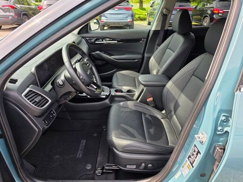 Certified 2025 Kia Seltos EX w/ EX Sunroof Package AWD/4WD image 16