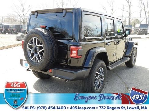 New 2025 Jeep Wrangler Sahara w/ Technology Group image 5