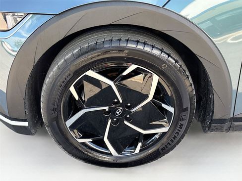 Used 2024 Hyundai Ioniq 5 SEL RWD image 31