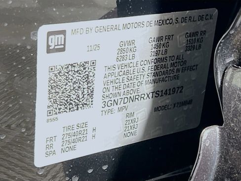 New 2026 Chevrolet Equinox EV LT image 32