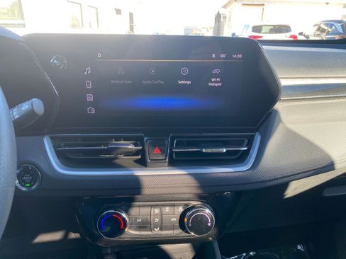 Used 2025 Chevrolet TrailBlazer LT image 17