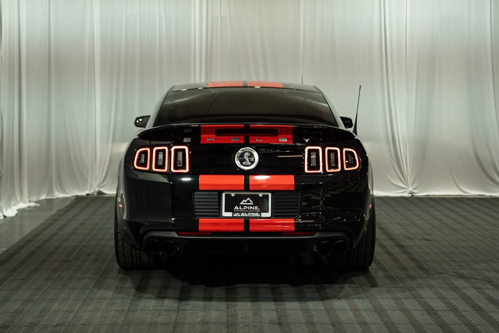 Used 2013 Ford Mustang Shelby GT500 w/ Electronics Pkg RWD image 6