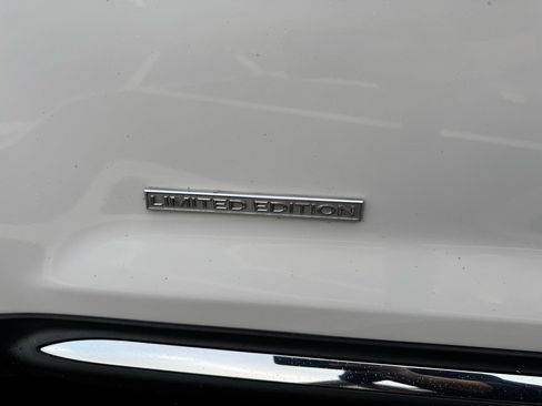 Used 2011 Lincoln MKX AWD w/ 102A Rapid Spec Order Code image 16