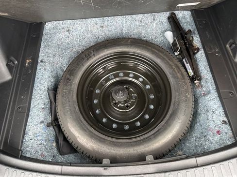 Used 2019 Honda CR-V EX image 45