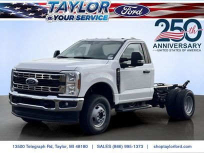 New 2025 Ford F350 XL w/ XL Chrome Package