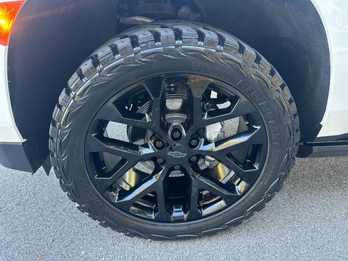 Used 2022 Chevrolet Tahoe High Country image 64