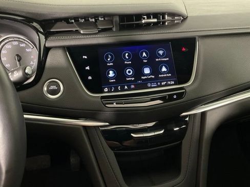 Used 2024 Cadillac XT5 Premium Luxury w/ Technology Package FWD image 18