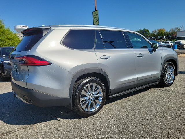 Used 2024 Toyota Grand Highlander AWD image 6