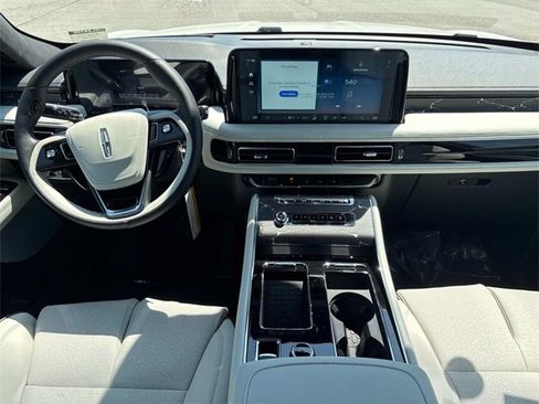 New 2025 Lincoln Aviator Black Label w/ Black Label Special Edition image 17