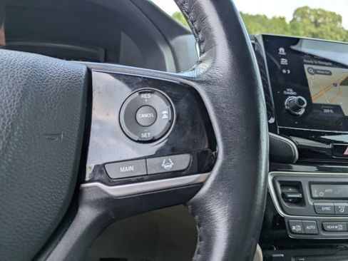 Used 2019 Honda Pilot Touring image 32