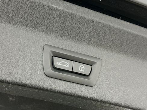 Used 2021 BMW X3 xDrive30i w/ Convenience Package image 32