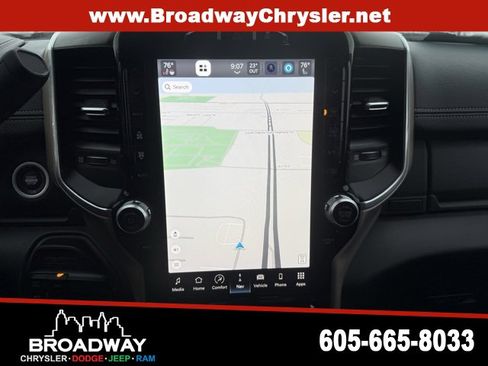 Used 2024 RAM 3500 Laramie image 20