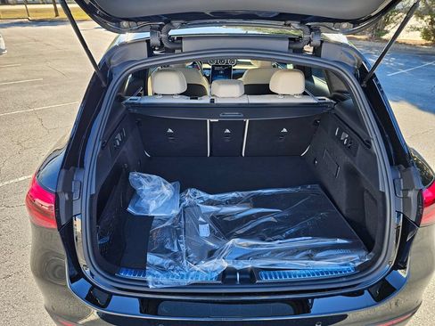 New 2026 Mercedes-Benz GLC 300 image 25
